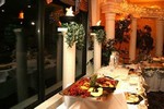 Display Fixtures - Buffet Accent